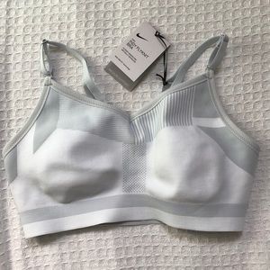 Nike Indy FLyknit Bra
